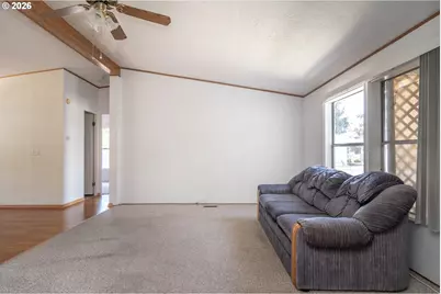 190 Twin Oaks Loop, Winston, OR 97496 - Photo 3