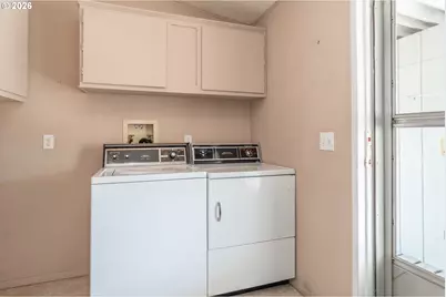 190 Twin Oaks Loop, Winston, OR 97496 - Photo 19
