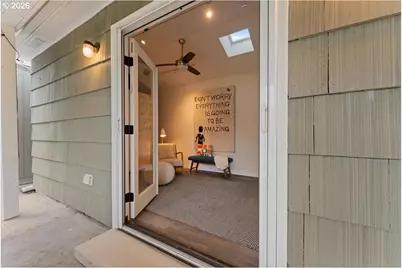 7916 N Emerald Ave, Portland, OR 97217 - Photo 21