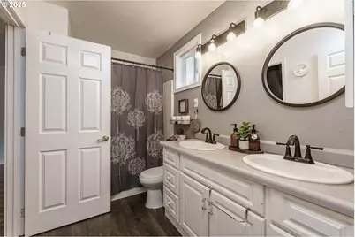 3635 SE Helen Ct, Troutdale, OR 97060 - Photo 27