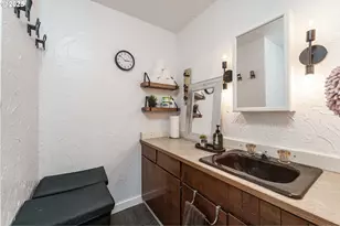 3635 SE Helen Ct, Troutdale, OR 97060 - Photo 23