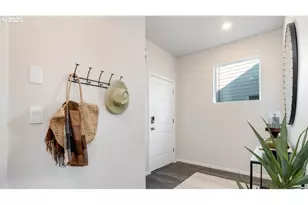 2915 U St, Springfield, OR 97477 - Photo 3