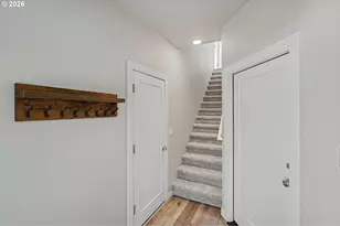 3971 Village Center Dr SE, Salem, OR 97302 - Photo 5