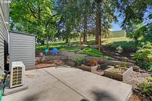 3971 Village Center Dr SE, Salem, OR 97302 - Photo 37