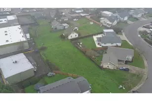 780 Q St, Springfield, OR 97477 - Photo 13