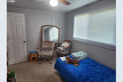 867 NE Johnson St, Myrtle Creek, OR 97457 - Photo 35