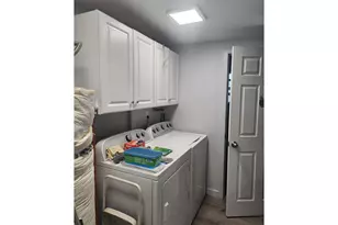 867 NE Johnson St, Myrtle Creek, OR 97457 - Photo 33