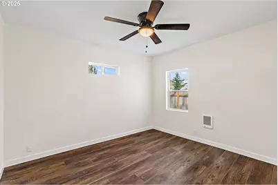 7118 SE Nehalem St, Portland, OR 97206 - Photo 11