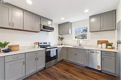 7118 SE Nehalem St, Portland, OR 97206 - Photo 5