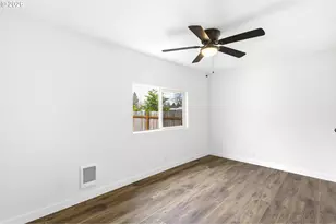 7118 SE Nehalem St, Portland, OR 97206 - Photo 13