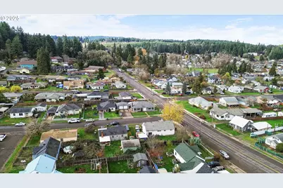 1038 3rd Ave, Sweet Home, OR 97386 - Photo 45