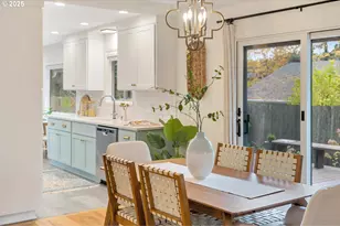 15947 Twin Fir Rd, Lake Oswego, OR 97035 - Photo 11