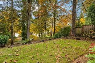 15947 Twin Fir Rd, Lake Oswego, OR 97035 - Photo 33