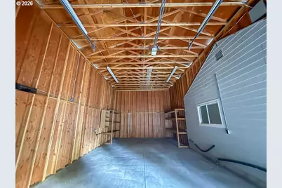182 Eagle View Dr, Grants Pass, OR 97527 - Photo 35