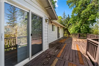 182 Eagle View Dr, Grants Pass, OR 97527 - Photo 27