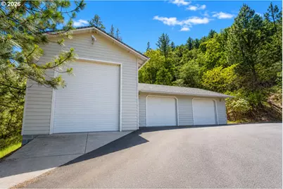 182 Eagle View Dr, Grants Pass, OR 97527 - Photo 33