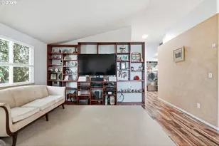 8500 NE 16th Ln, Vancouver, WA 98664 - Photo 5