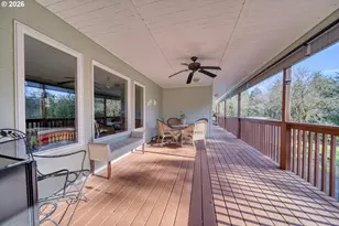 32809 Boomer Loop, Scappoose, OR 97056 - Photo 25