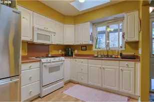 32809 Boomer Loop, Scappoose, OR 97056 - Photo 9