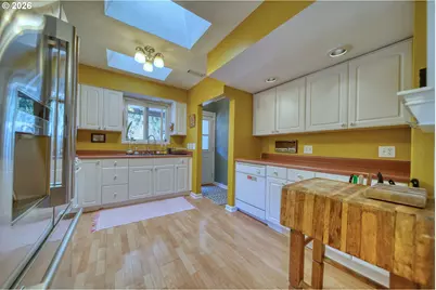 32809 Boomer Loop, Scappoose, OR 97056 - Photo 13