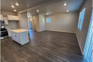 2676 U St, Springfield, OR 97477 - Photo 7