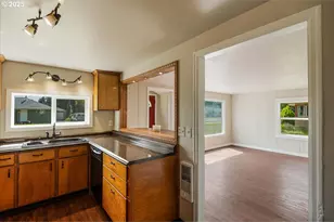 3270 Pine St, Longview, WA 98632 - Photo 11