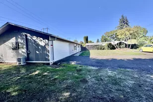 3970 5 Marshall, Eugene, OR 97402 - Photo 3