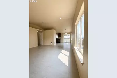 402 SE Carmen Way, Madras, OR 97741 - Photo 3