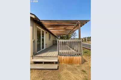 402 SE Carmen Way, Madras, OR 97741 - Photo 15