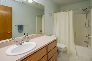 8516 SW 61st Ave, Portland, OR 97219 - Photo 35