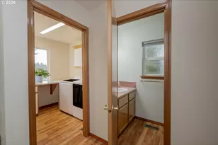 8516 SW 61st Ave, Portland, OR 97219 - Photo 17