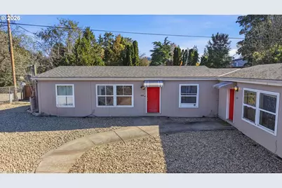 8240 SE Kelly St, Portland, OR 97266 - Photo 1