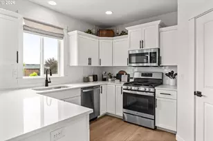 2098 S 60th St, Springfield, OR 97478 - Photo 15