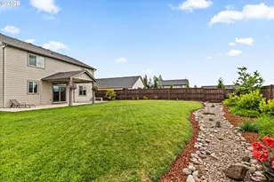2098 S 60th St, Springfield, OR 97478 - Photo 45
