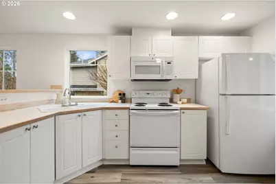 14341 SW Barrows Rd, Beaverton, OR 97007 - Photo 11