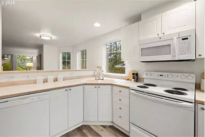 14341 SW Barrows Rd, Beaverton, OR 97007 - Photo 9