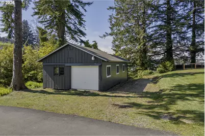 85675 Glenada Rd, Florence, OR 97439 - Photo 5
