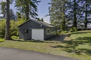 85675 Glenada Rd, Florence, OR 97439 - Photo 5