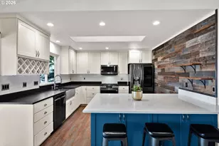 85675 Glenada Rd, Florence, OR 97439 - Photo 11