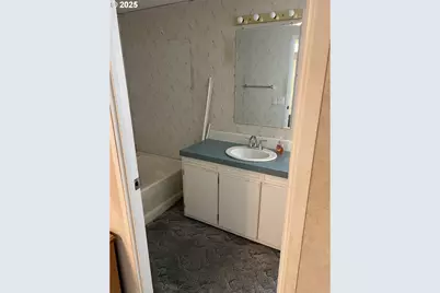 2801 SW Houtama Rd, Pendleton, OR 97801 - Photo 7