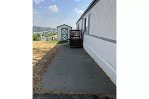 2801 SW Houtama Rd, Pendleton, OR 97801 - Photo 11