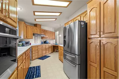 1530 W Brock Ave, Hermiston, OR 97838 - Photo 3