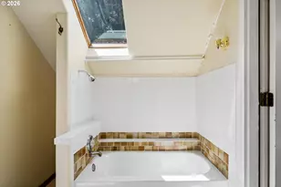 663 Van Buren St, Eugene, OR 97402 - Photo 21