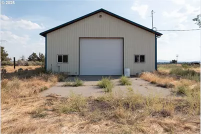 15990 SW Culver Hwy, Culver, OR 97734 - Photo 27