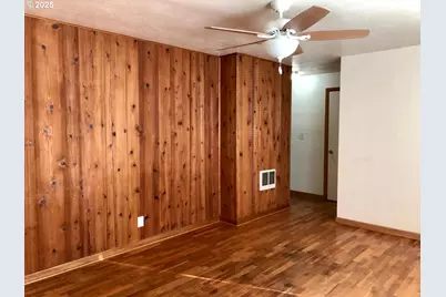 3215 Pheasant Blvd, Springfield, OR 97477 - Photo 3