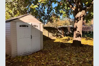 3215 Pheasant Blvd, Springfield, OR 97477 - Photo 19