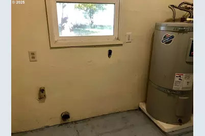 3215 Pheasant Blvd, Springfield, OR 97477 - Photo 15