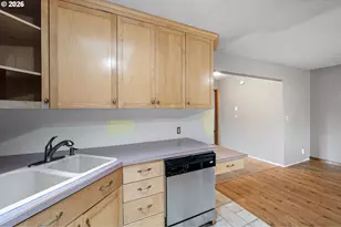 340 N 7th St, Harrisburg, OR 97446 - Photo 15