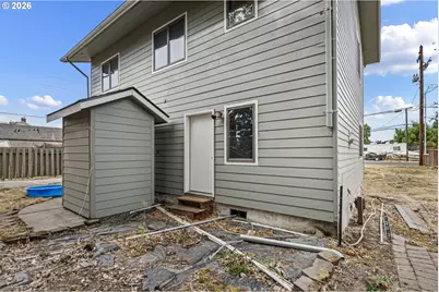 340 N 7th St, Harrisburg, OR 97446 - Photo 29