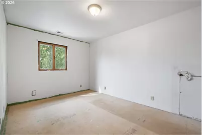 340 N 7th St, Harrisburg, OR 97446 - Photo 23
